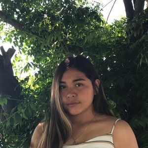 Meet your Posher, Clarissa